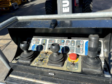 Plataforma Elevadora Articulada Diesel - 18 metros de altura de trabajo PAD18