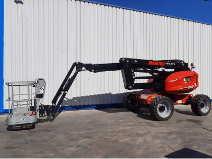 Plataforma Elevadora Articulada Diesel - 18 metros de altura de trabajo PAD18