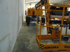 Plataforma Elevadora Articulada Diesel - 20 metros de altura de trabajo PAD20
