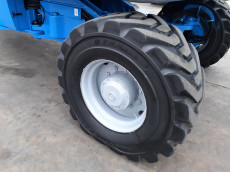 Plataforma Elevadora Articulada Diesel - 43 metros de altura de trabajo PAD43