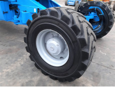 Plataforma Elevadora Articulada Diesel - 43 metros de altura de trabajo PAD43