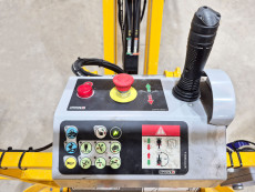 Plataforma Elevadora Articulada Eléctrica - 11 y 12 metros de altura de trabajo PAE11 PAE12