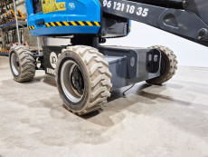 Plataforma Elevadora Articulada Eléctrica - 18 metros de altura de trabajo PAE18