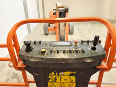 Plataforma Elevadora Articulada Eléctrica - 20 metros de altura de trabajo PAE20