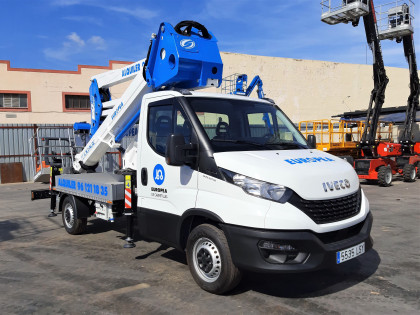 Plataforma Elevadora Sobre Camion - 20 metros de altura de trabajo (Articulado) PC20 2