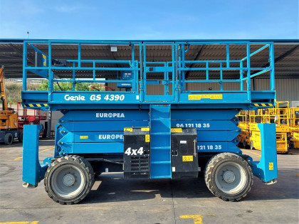 Plataforma Elevadora Tijera Diesel - 15 metros de altura de trabajo PTD15