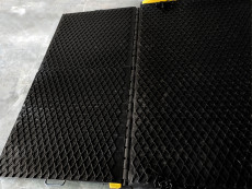 Rampa Muelle Movil - RAMPA MUELLE 7 A 12 TON  MANUAL