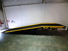 Rampa Muelle Movil - RAMPA MUELLE 7 A 12 TON  MANUAL