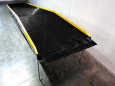 Rampa Muelle Movil - RAMPA MUELLE 7 A 12 TON  MANUAL